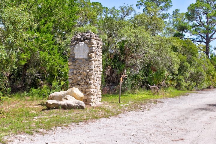 Pillar at the entrance to the Subdivision